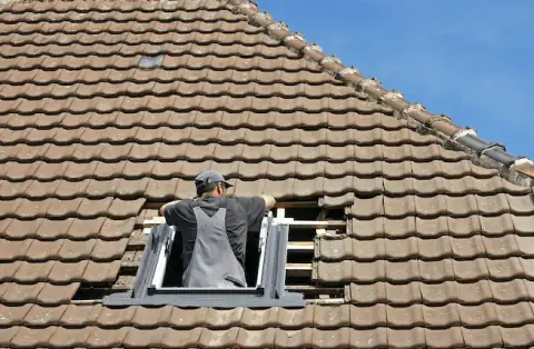 Pose de velux - Saint-Julien l'Ars